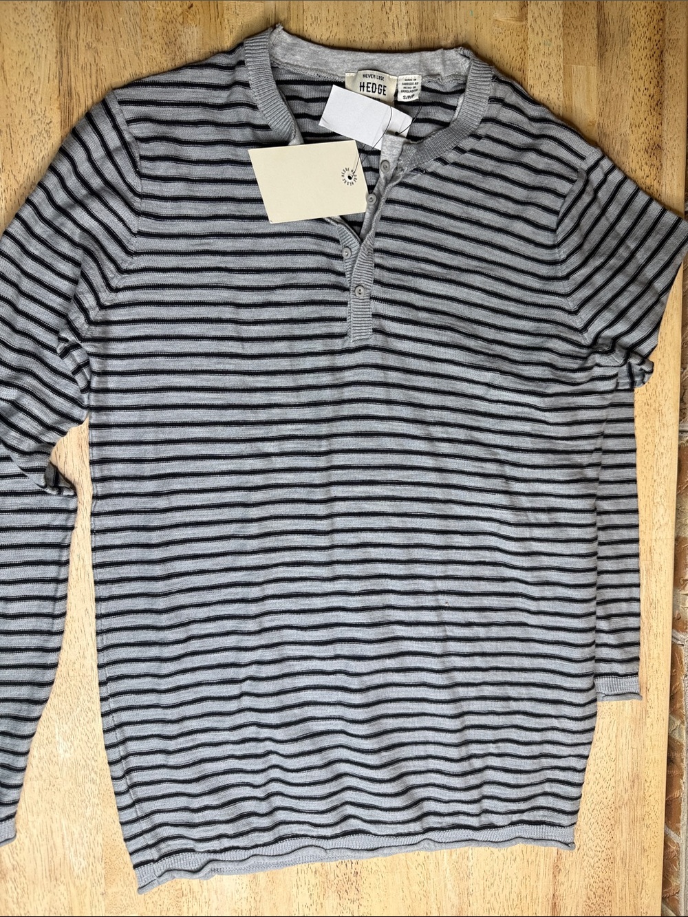 edge Men’s Light Gray & Black Striped Long-Sleeve Henley sweater